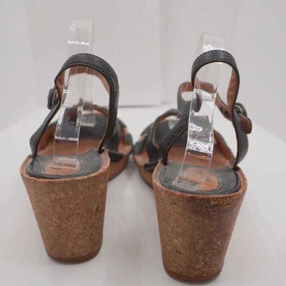 Clarks Artisan Black Leather Cork‎ Wedge Sandals Strappy Shoes 11 Vacation 34-05